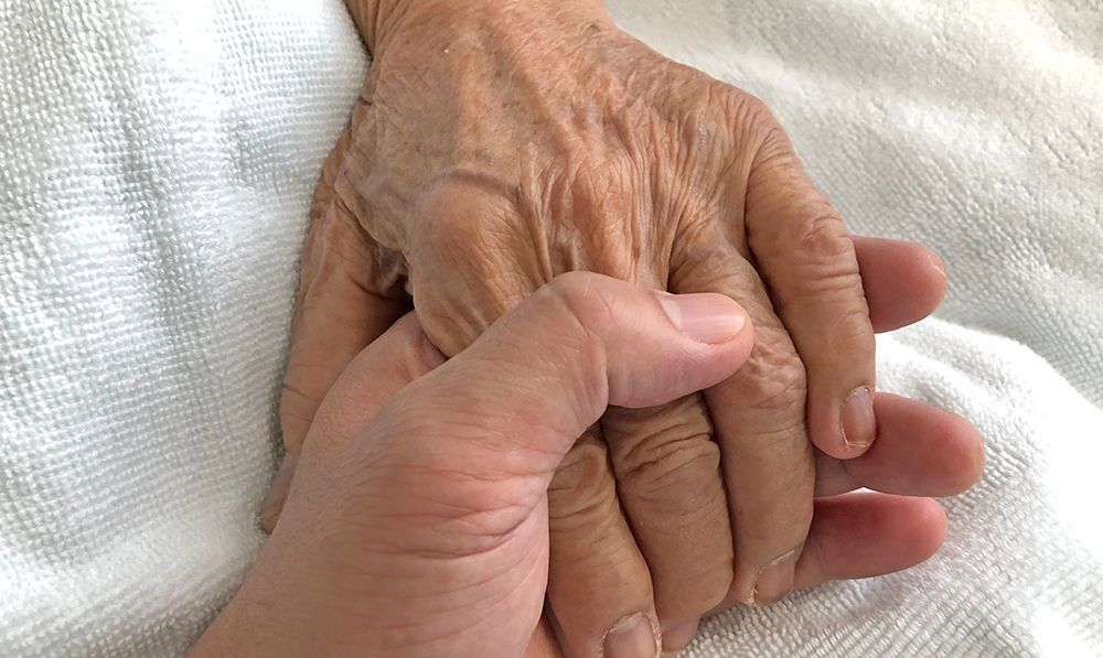 holding,hand,and,care
