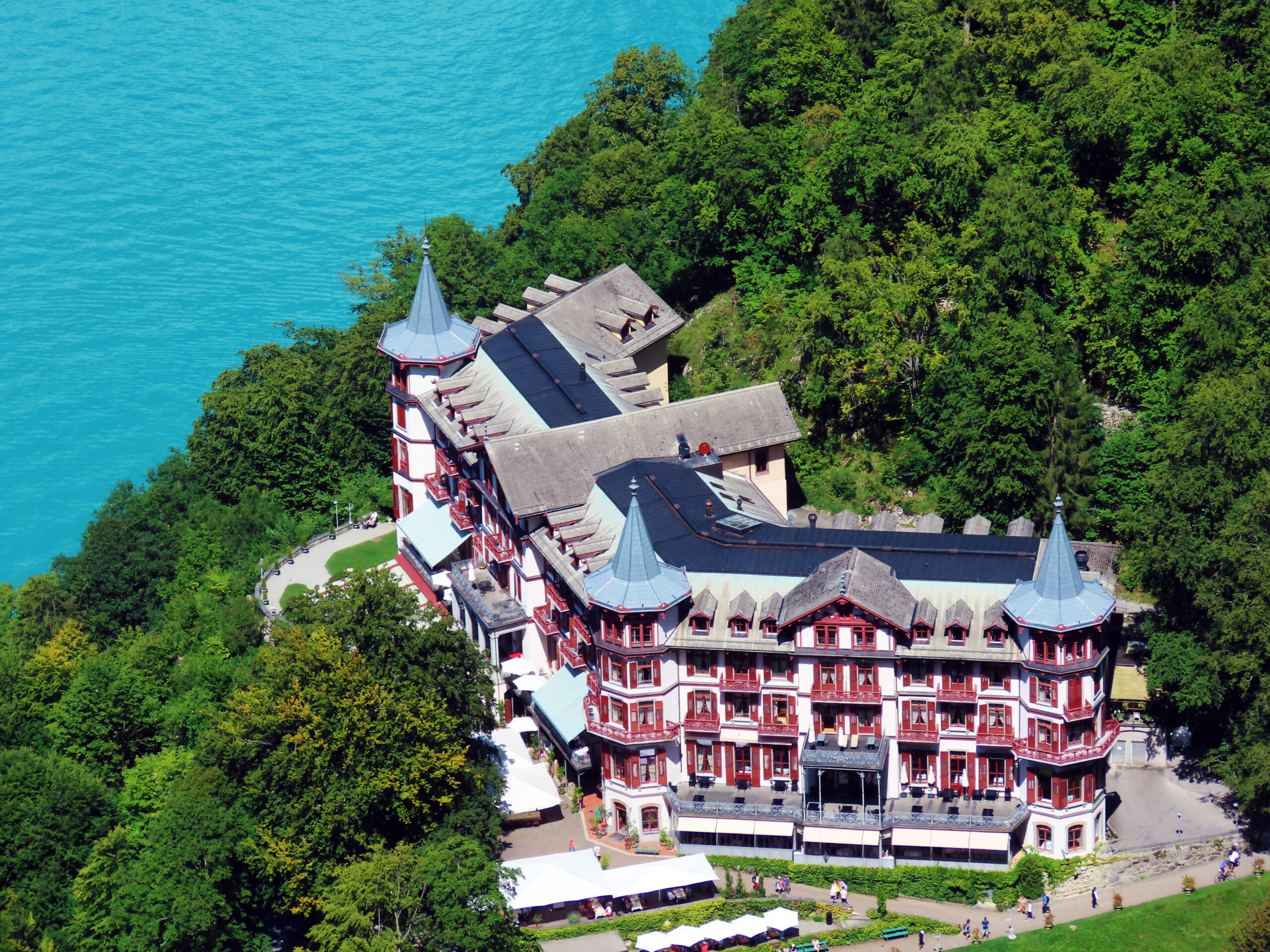 grand,hotel,giessbach,above,lake,brienz,and,next,to,the