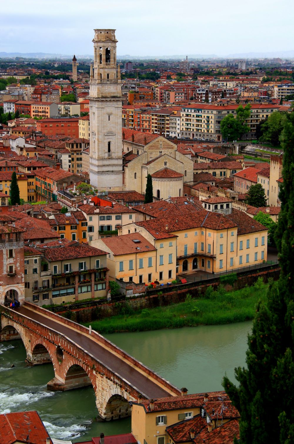 verona.ntb 2307093589