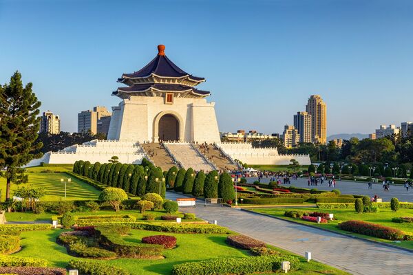 chiang kai shek memorial hall