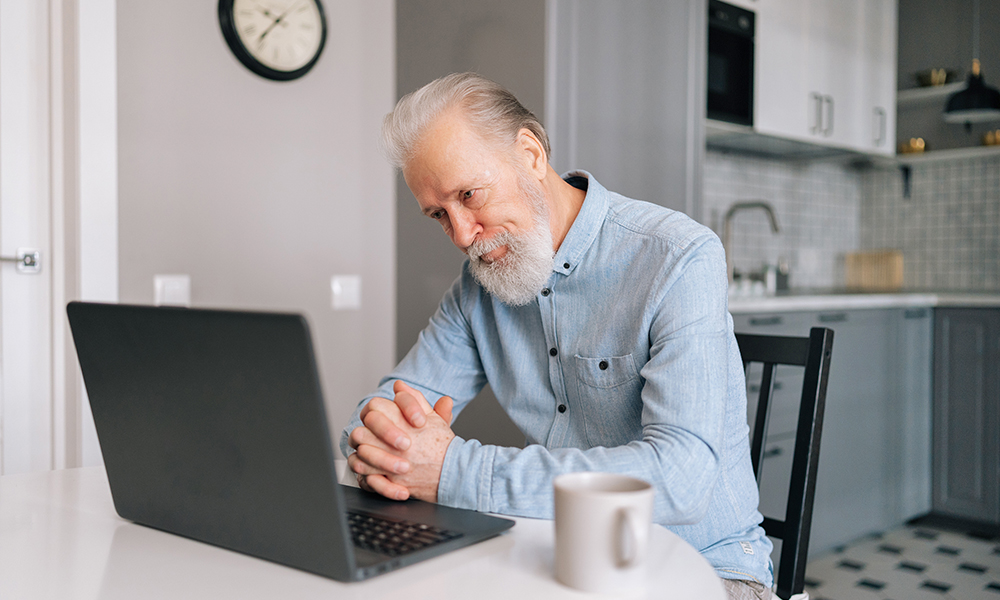 medium,shot,of,annoyed,bearded,mature,elderly,man,with,grey