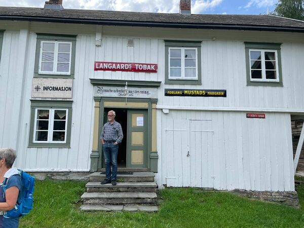 dlm7upzlhl elwgzdrm qm7mwxotq rv7hogv z5l8 2048x1536 25d4d2fa4afb2bfa64df3d41ff15886d