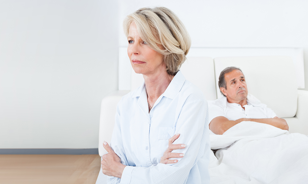 senior,couple,in,bed.,old,mature,woman,divorce